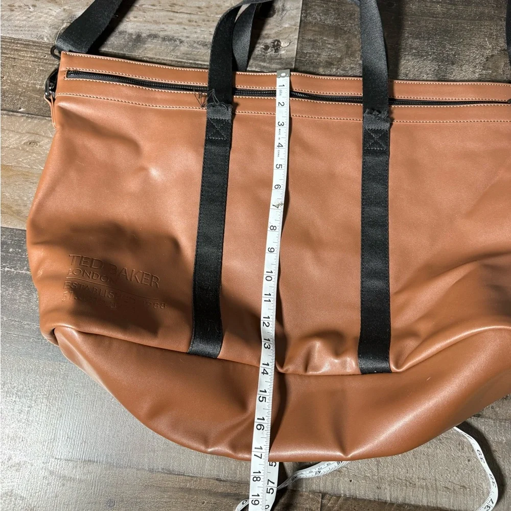 Ted Baker sleek functional